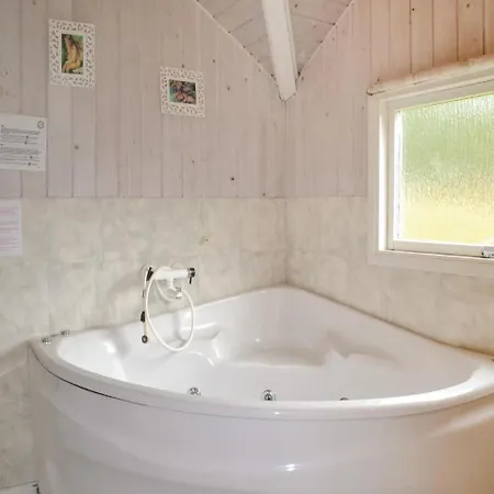 Awesome Home In Oksbol With Sauna Oksbøl