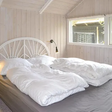 Awesome Home In Oksbol With Sauna Oksbøl